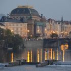 Prag - Nationaltheater (Národní divadlo) bei Dämmerung (Oktober 2014)