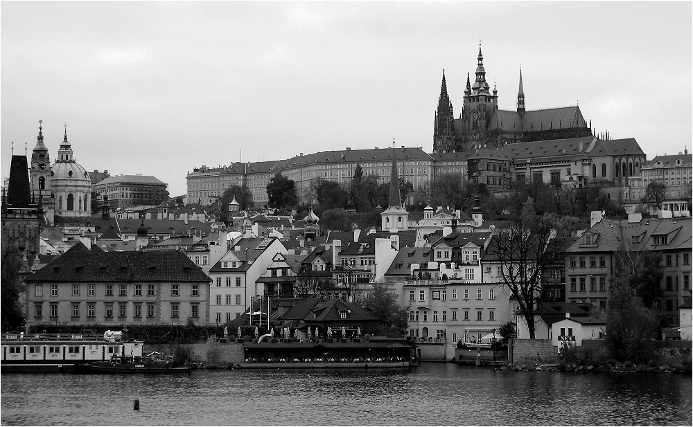 Prag (Reload in s-w)