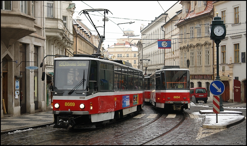 Prag - Schnee - Der T6 fährt ...