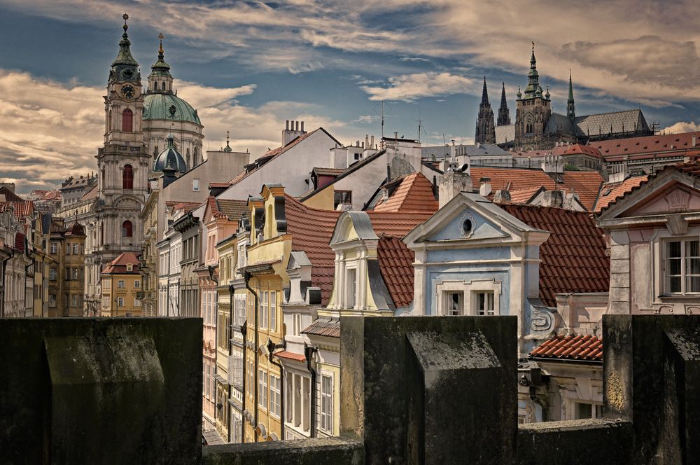 Prag über den Dächern der Altstadt