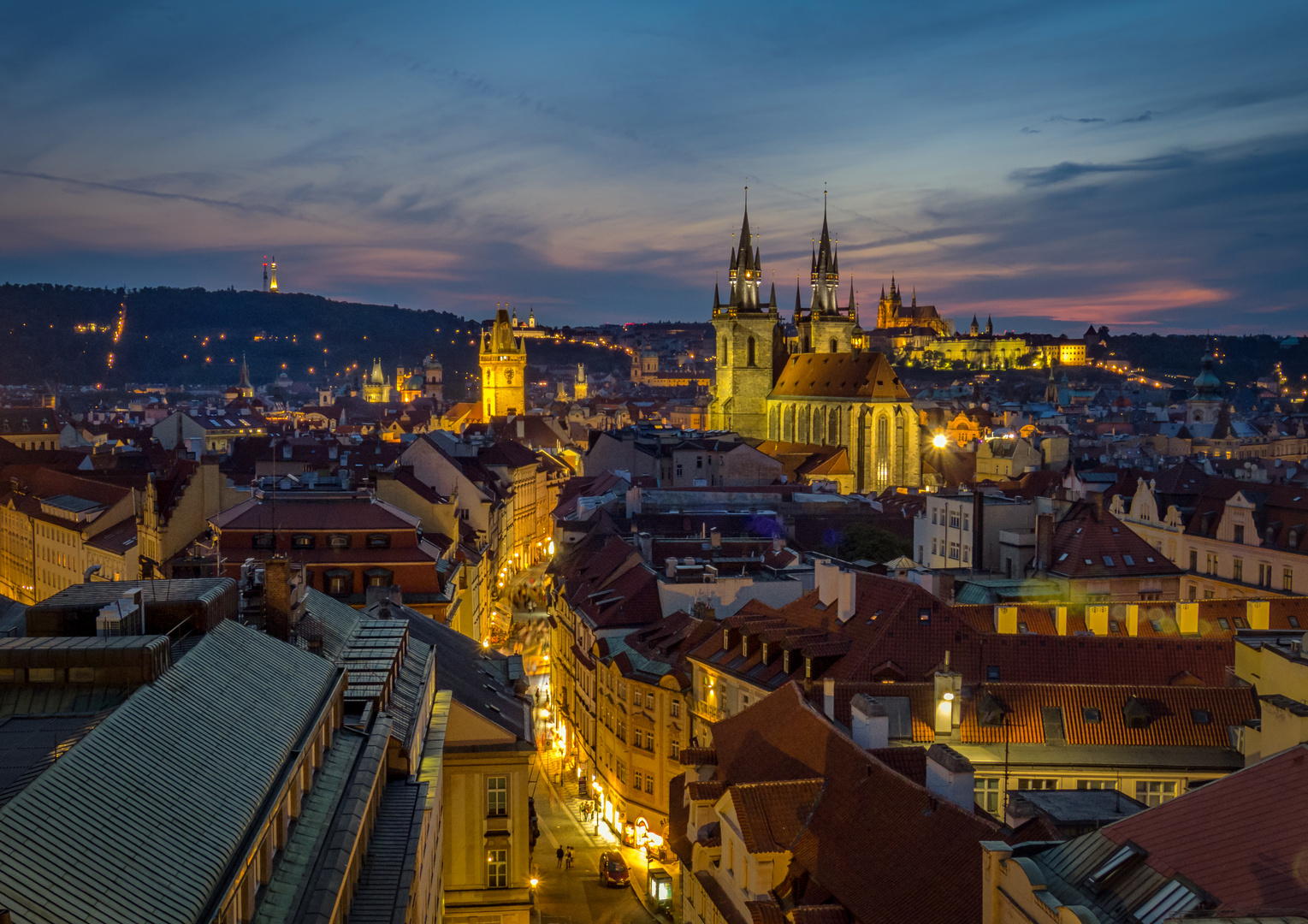 Prag vom Pulverturm aus gesehen