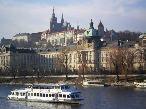 Prag von der Czechbrücke