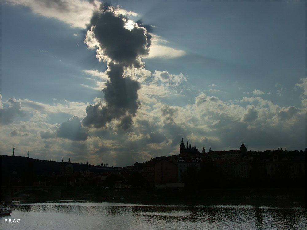 Prag vor dem Gewitter