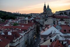 Praga al crepuscolo