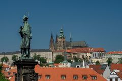 Praga dal Ponte Carlo