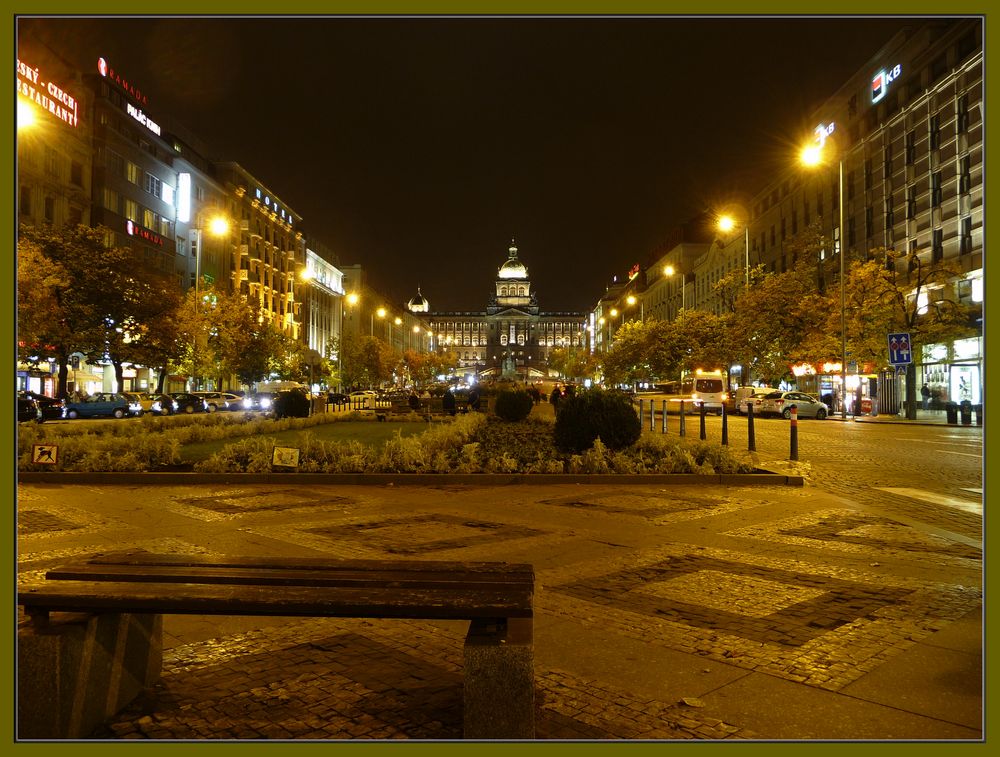 Praga de noche