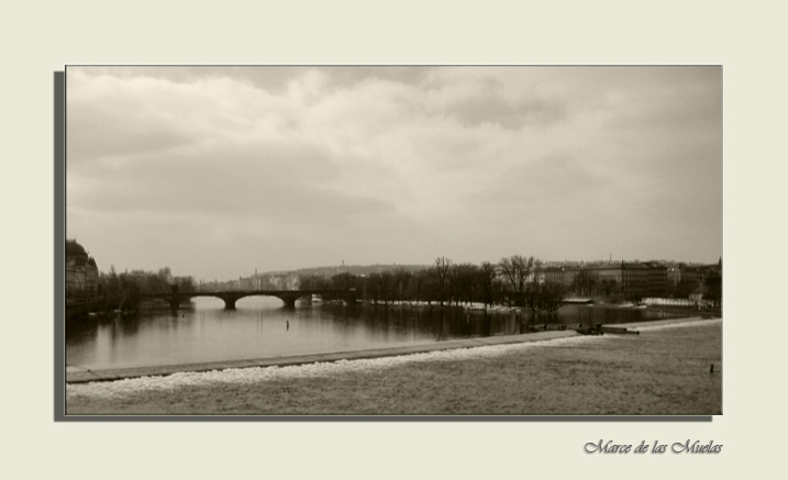 ...Praga desde el puente...