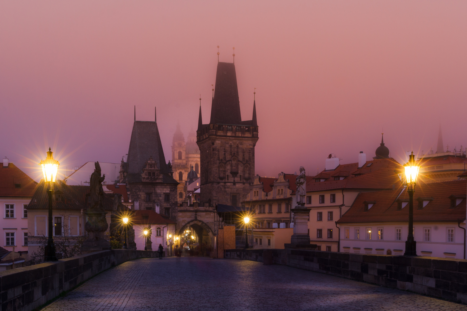 Praga (nocturna)