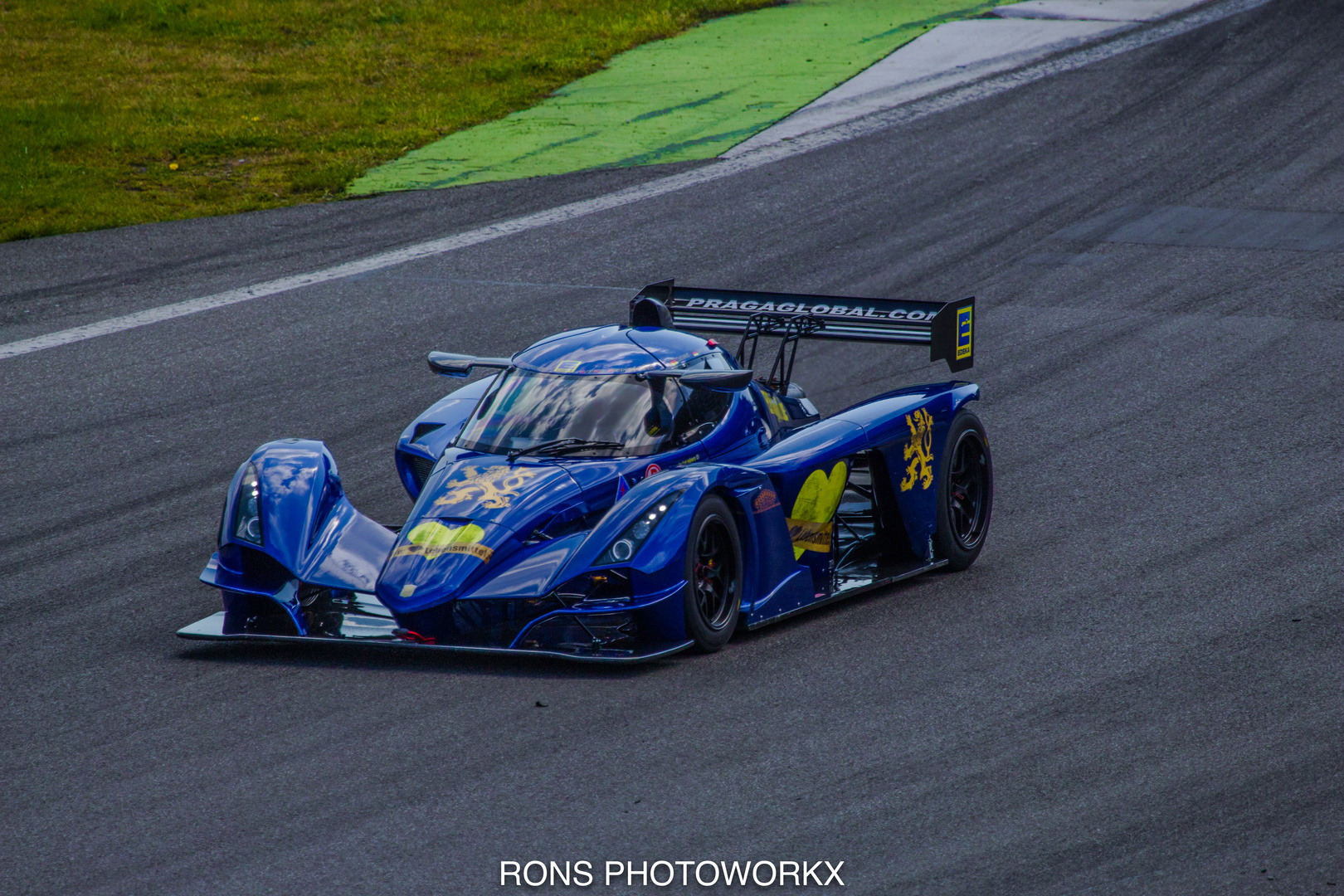 Praga R1R auf dem Hockenheimring