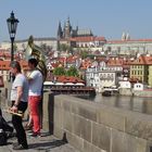 Prag.....Blick zur Burg von der Brücke