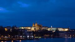 Prager Burg zur blauen Stunde 2