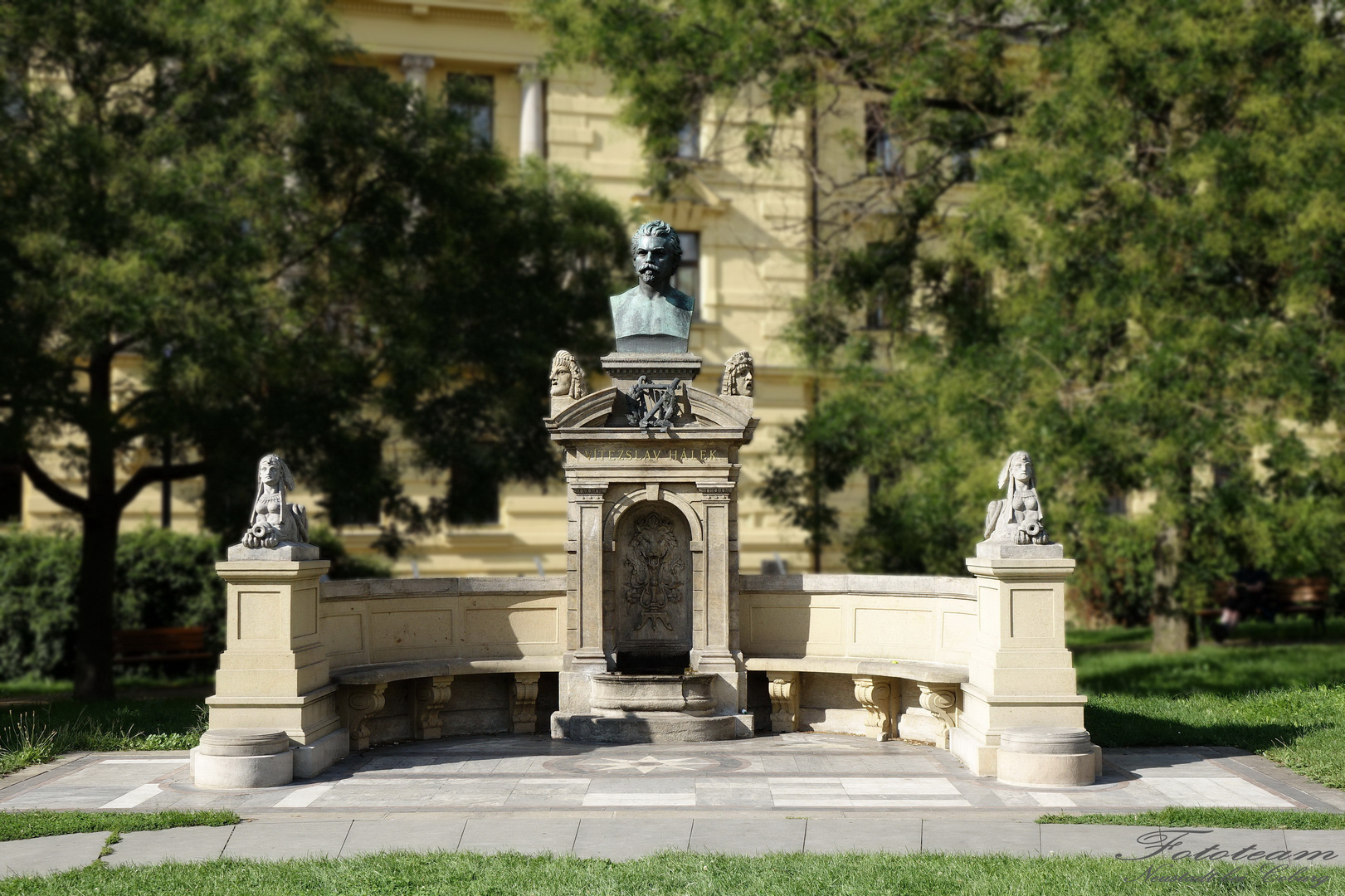 Prag_Hálek Denkmal