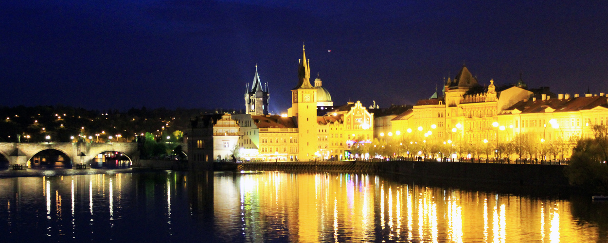 Prag@Night