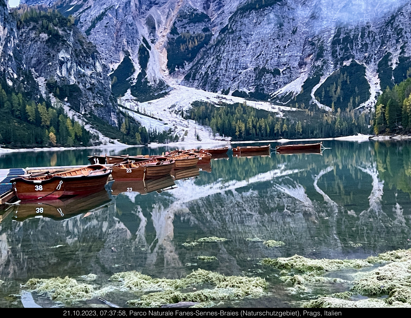 Pragser Wildsee bei Sonnenaufgang 