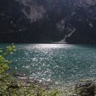 Pragser Wildsee im Sonnenlicht