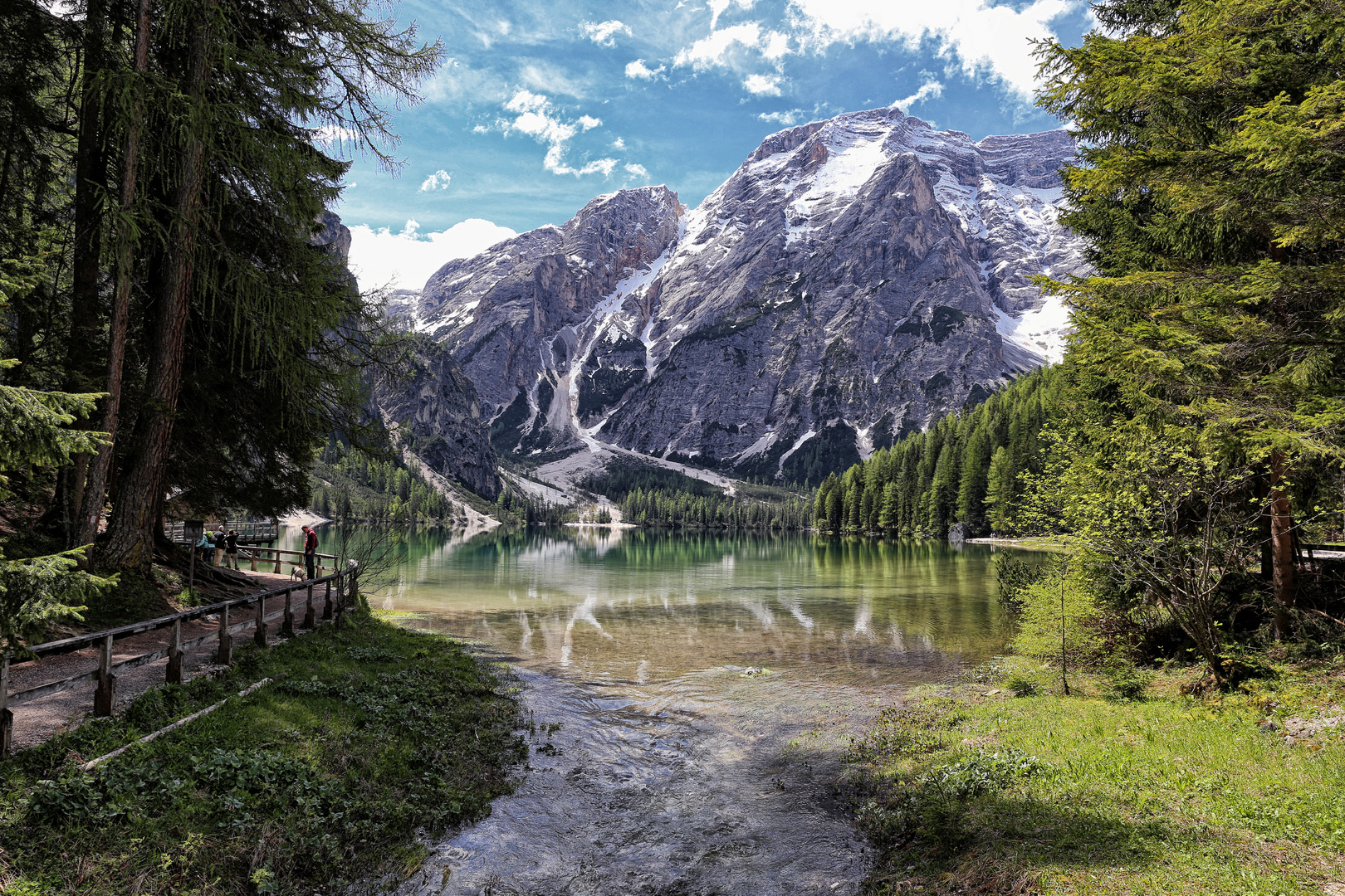 Pragser Wildsee (it.: Lago di Braies)