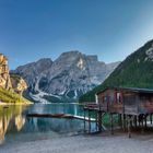 Pragser Wildsee ( Lago di Braies ) am späten Nachmittag.