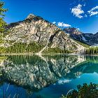 Pragser Wildsee mit Spiegelung.