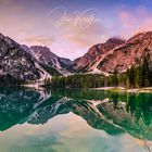 Pragser Wildsee Panorama in den Morgenstunden