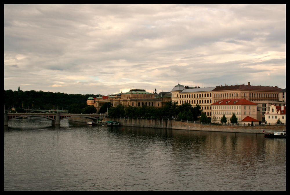 ...praha...