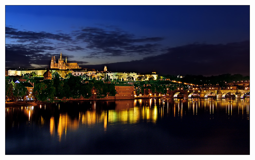 praha@night