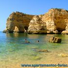 praia da marinha 15