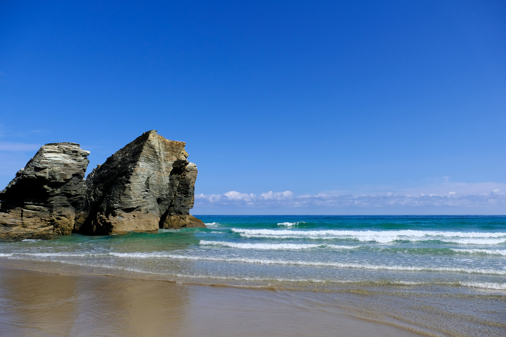 Praia das Catedrais