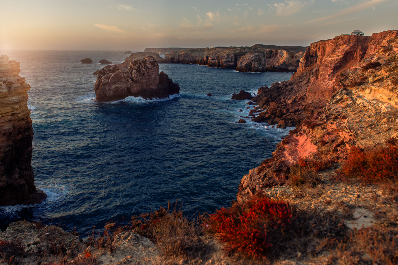 Praia Portinho do Forno - CLIFFS