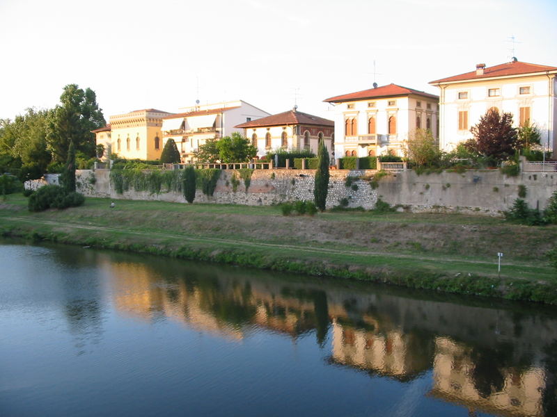 Prato am Rande der Toscana