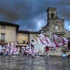 Prato, Sbandieratori in Piazza Duomo