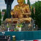 Praying in front of Buddha beside Botataung Pagoda