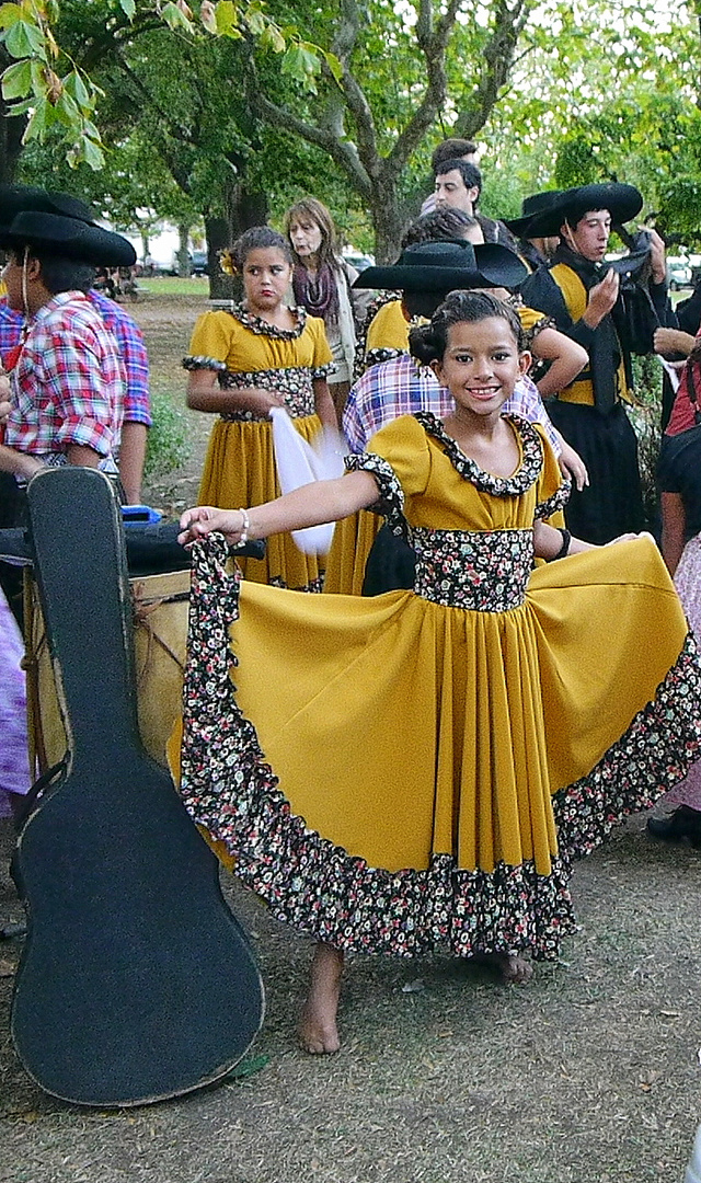 PRECIOSA BAILARINA,FIESTA GAUCHA