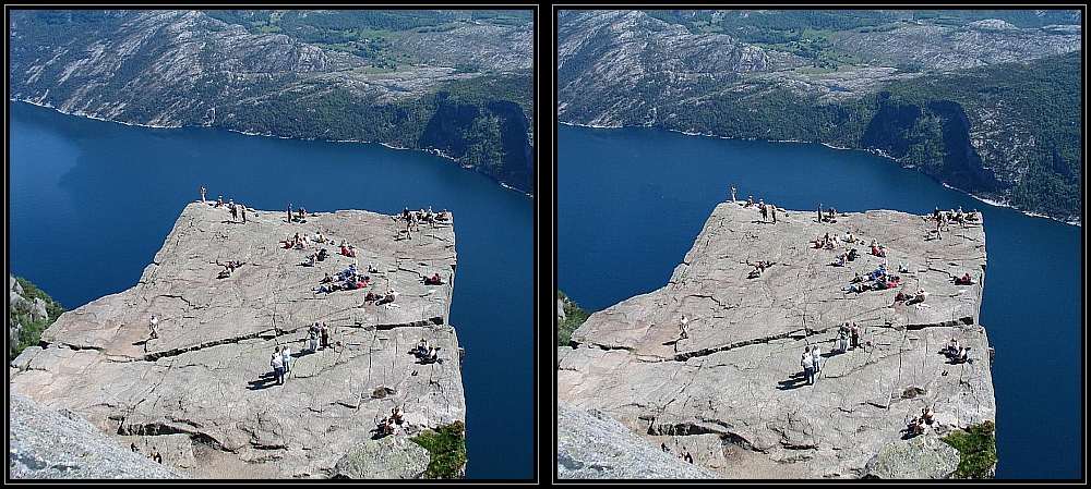 Preikestolen über dem Lysefjord Norwegen