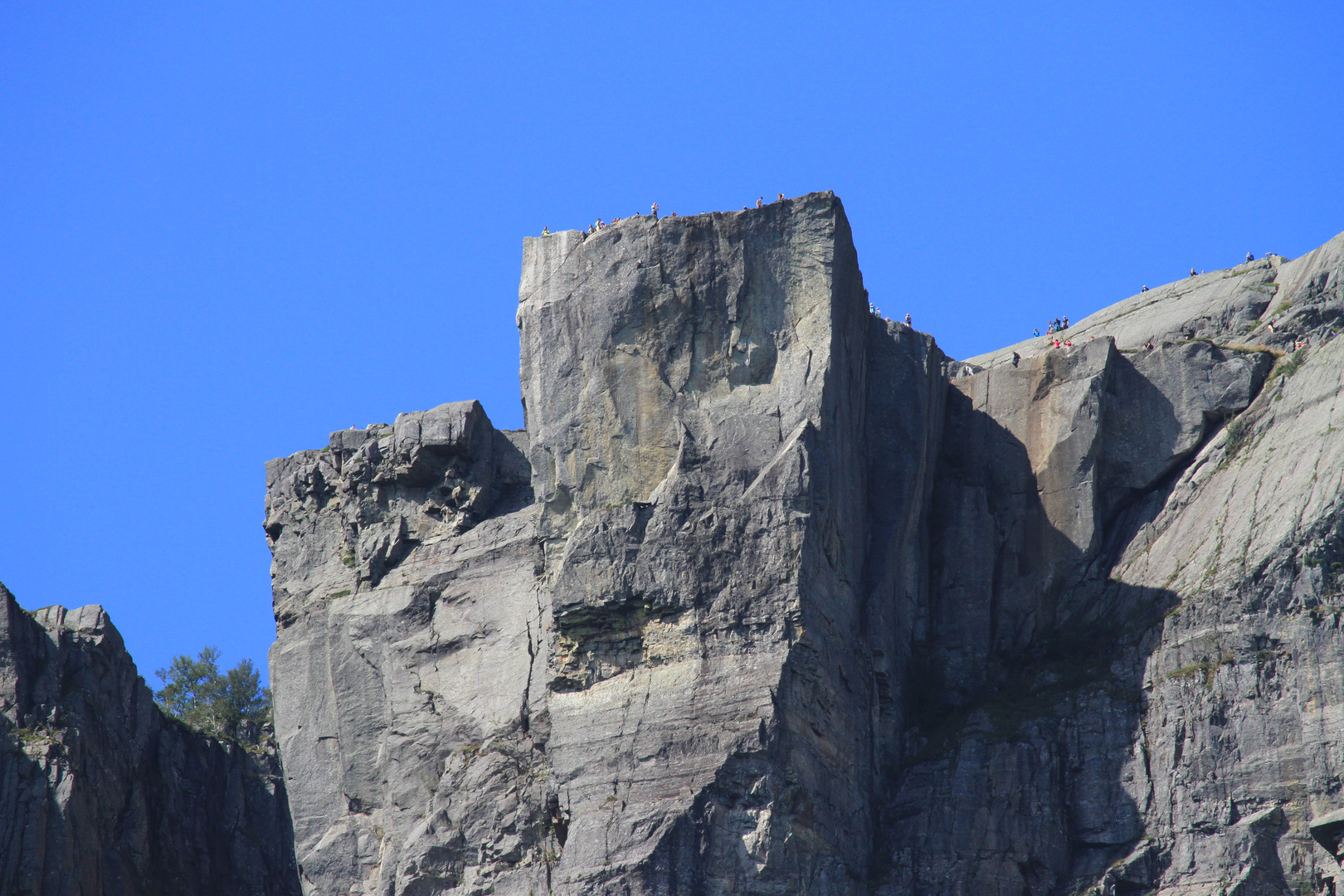 Preikestolen vom Wasser aus