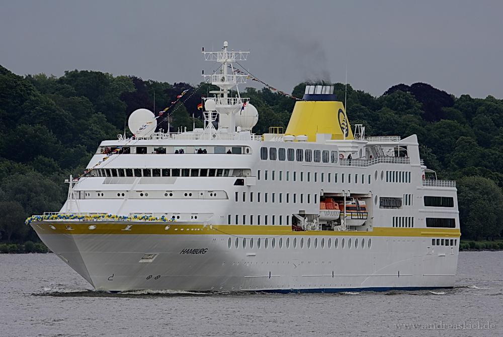 Premierenkreuzfahrt MS Hamburg