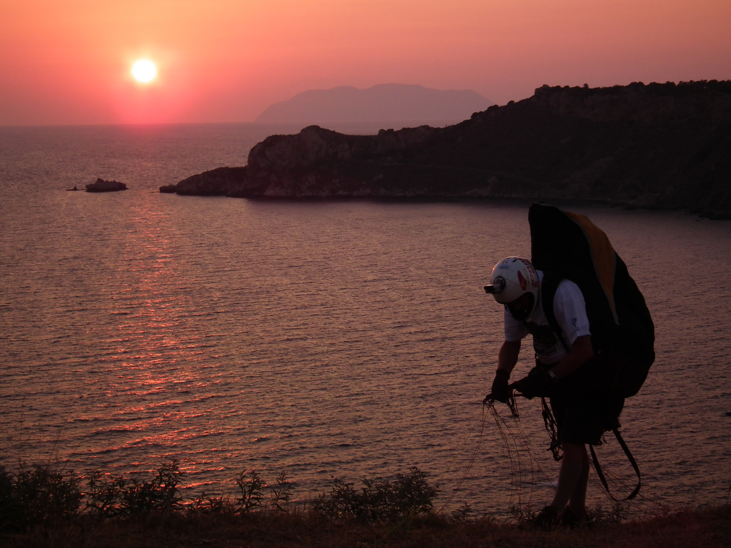 Preparation for launch at sunset of Capo Milazzo