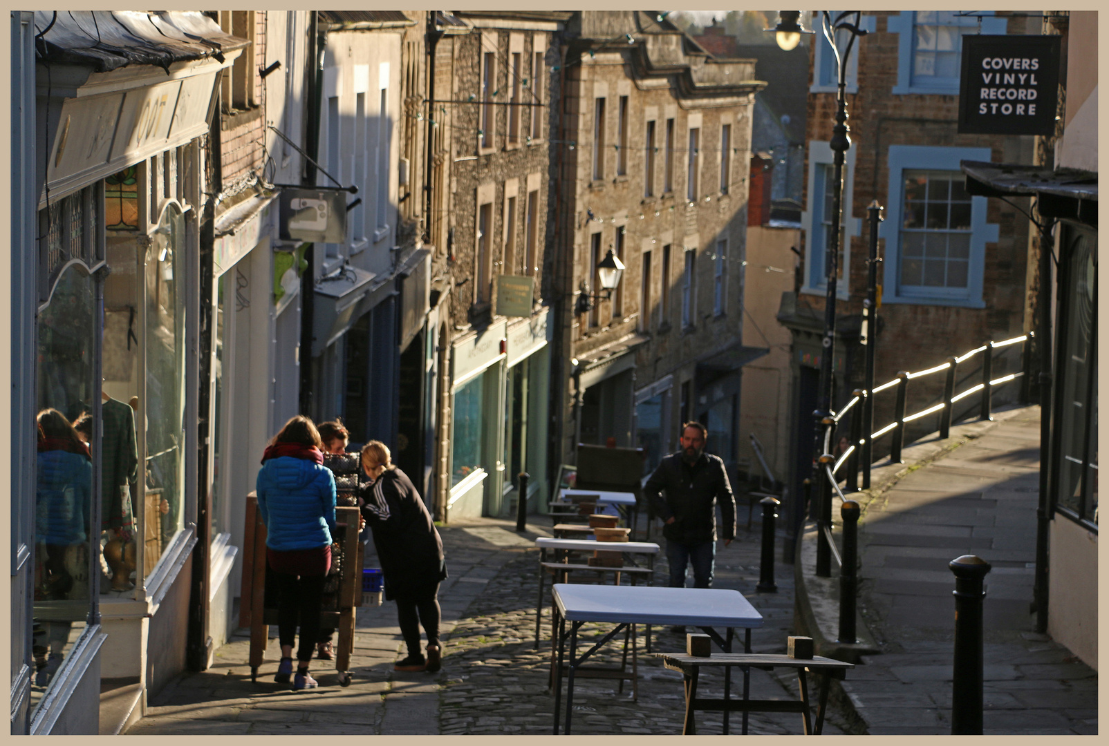 preparations for the sunday market on catherine street Frome