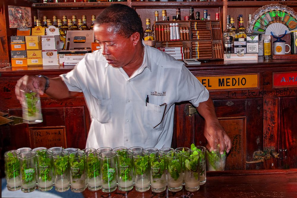 Preparing real Mojito in Old Havana