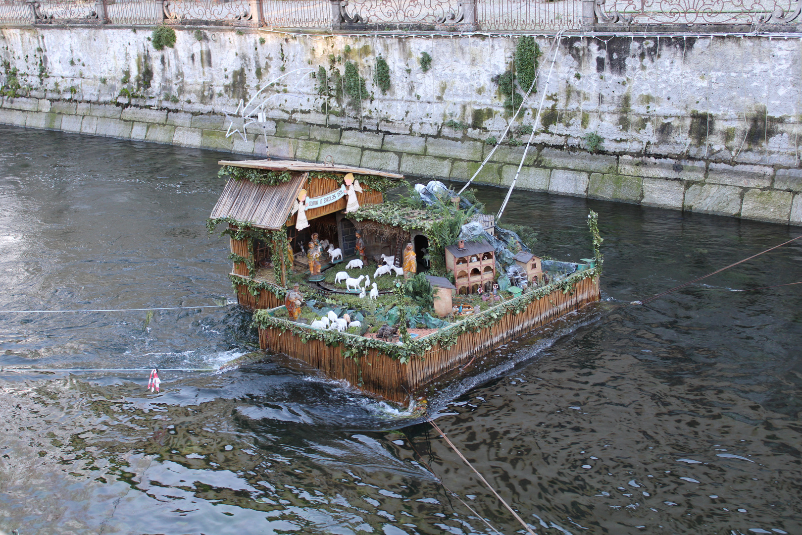 Presepe sul naviglio