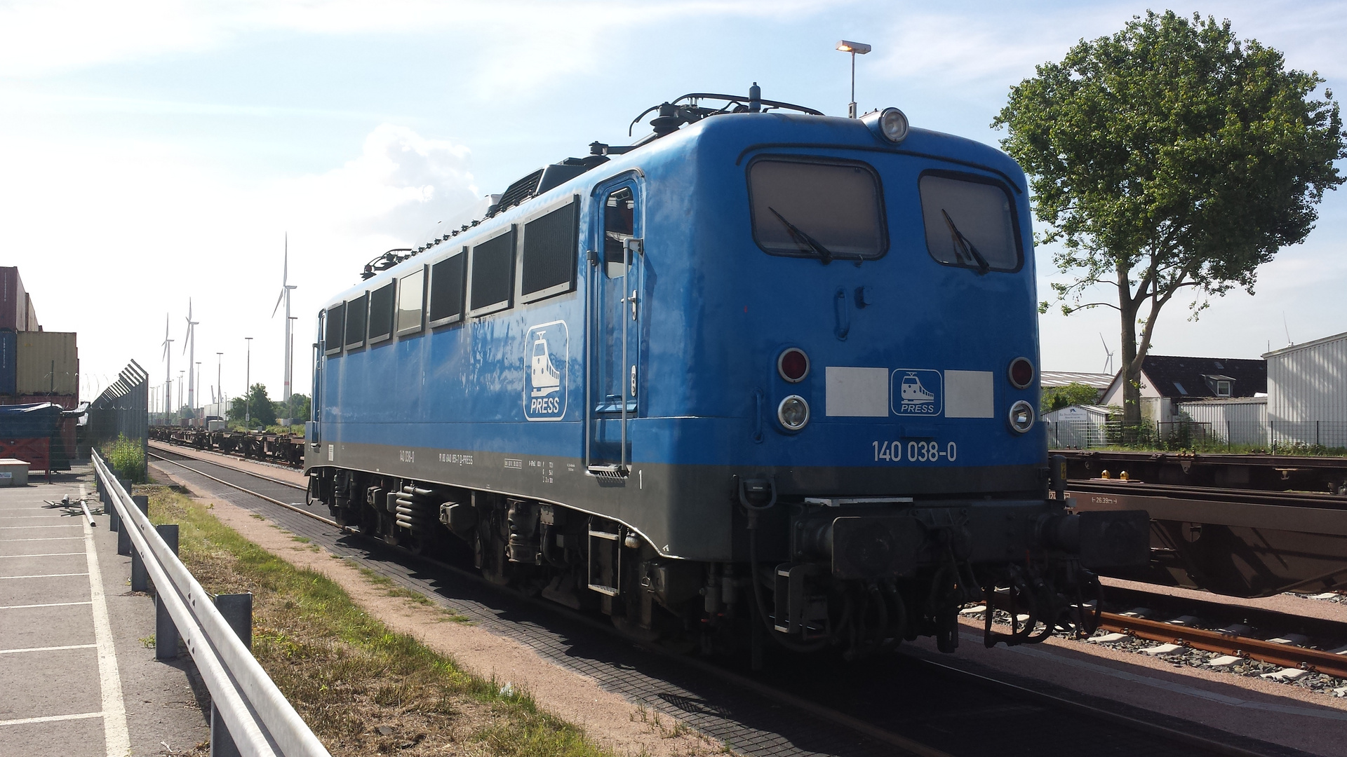 Press 140 038-0 am 06.07.2017 abgestellt in Hamburg Dradenaustrasse