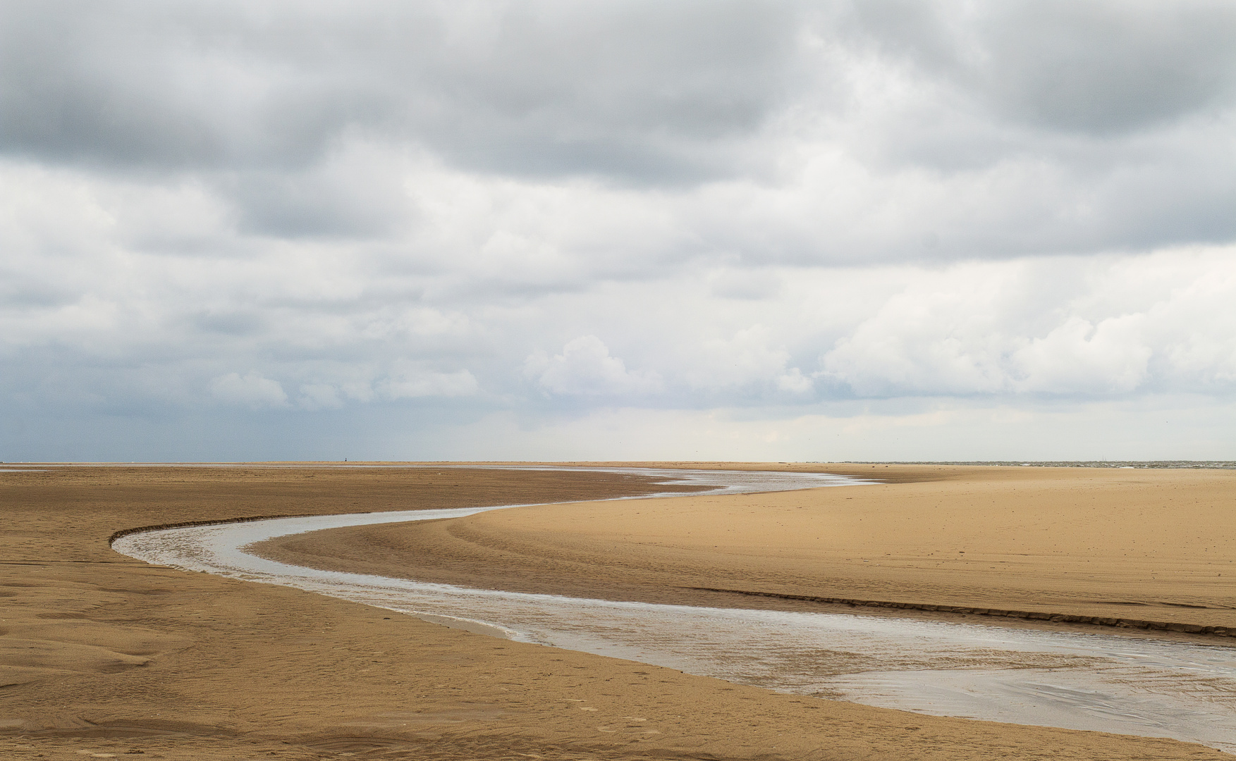 Priel und Meer