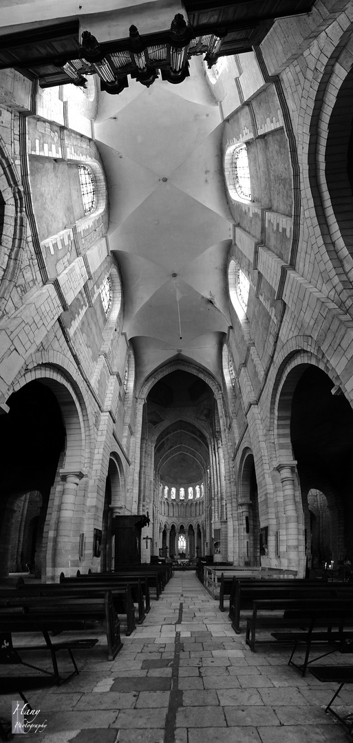 Prieuré Notre Dame de La Charité sur Loire