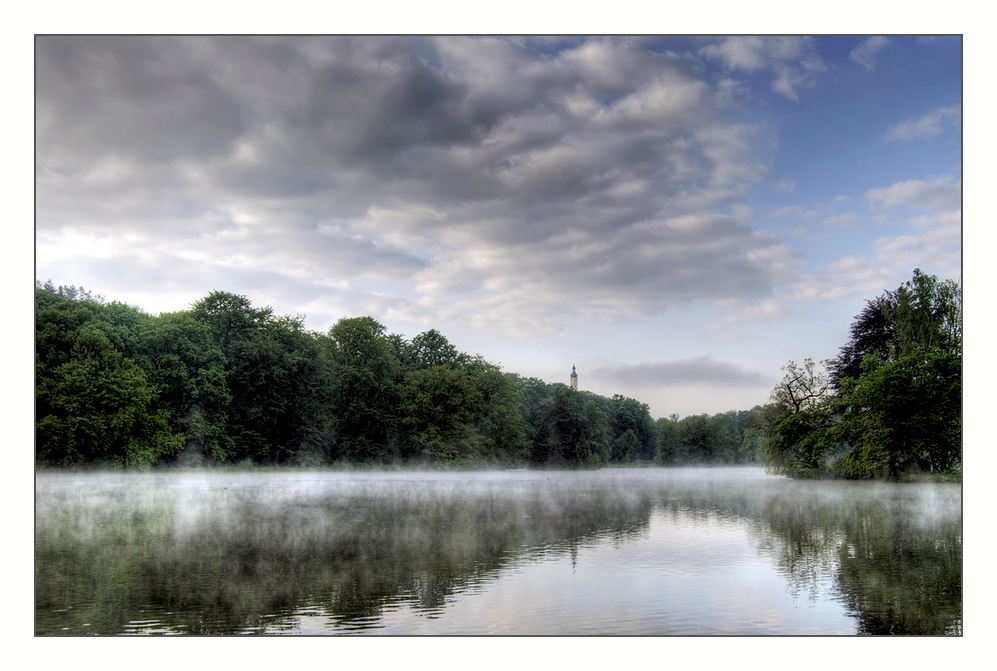 prima mattina al lago