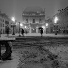 Prima neve in Piazza Loggia