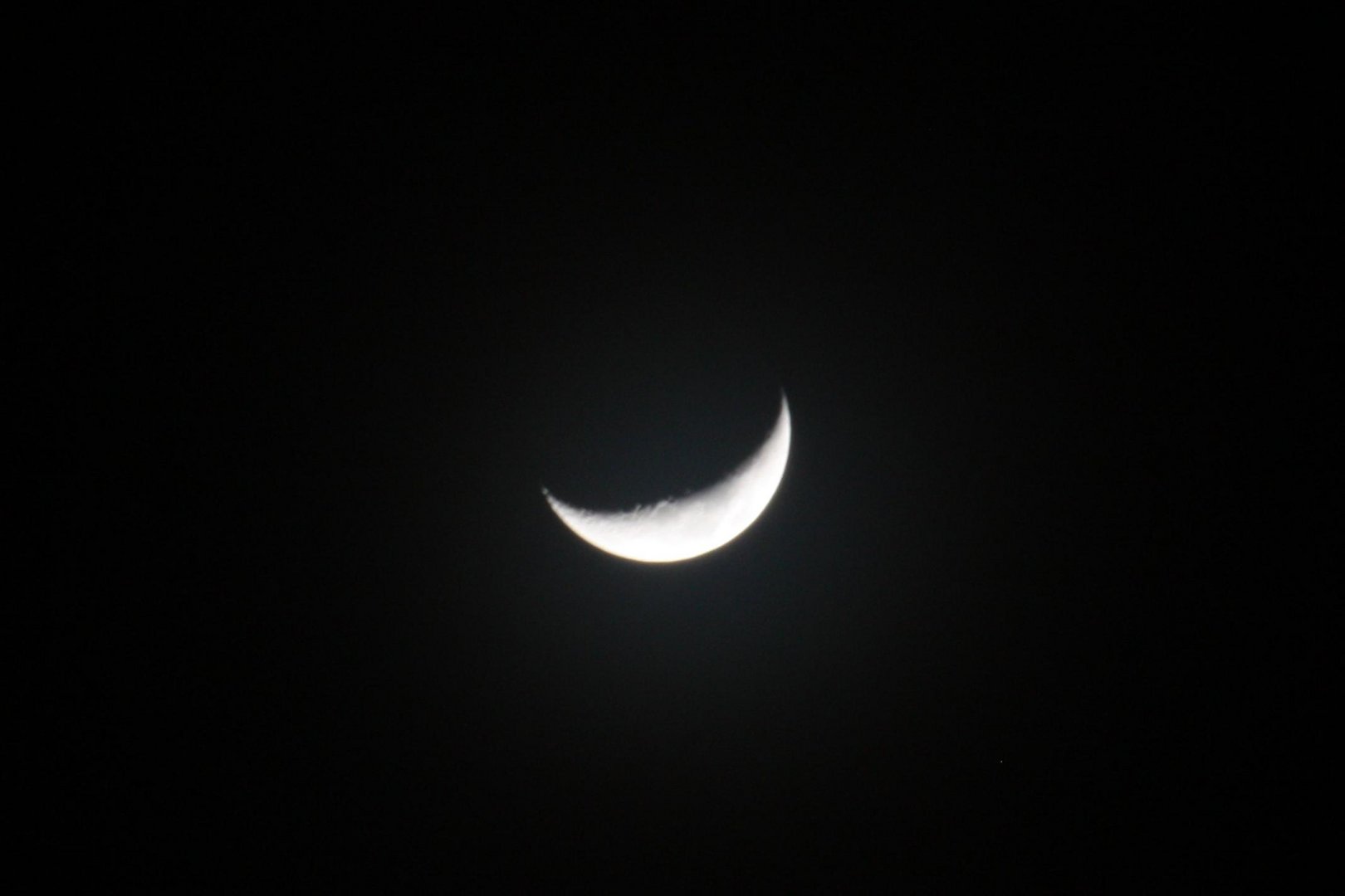 primo quarto di luna senza alone