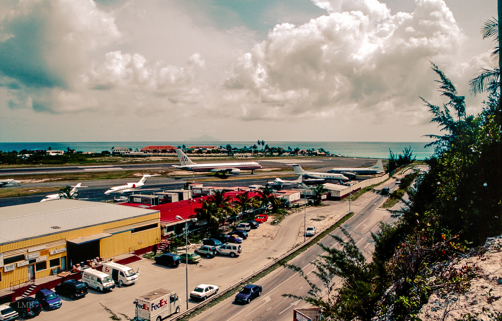 Princess Juliana Airport 2003