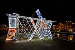 Prins Hendrikkade - House of Cards (Amsterdam Light Festival) - with Central Railway Station - 04