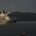 Prinsendam Einfahrt Kieler Hafen.