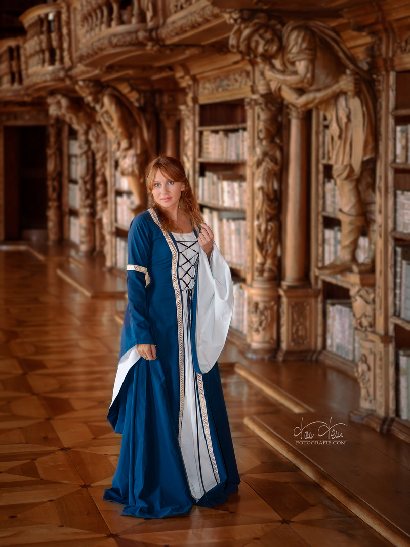 Wichsen in der Bibliothek Wichsen in der Bibliothek
