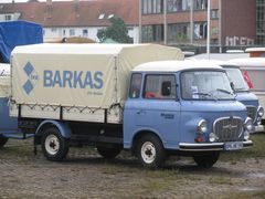 Pritschenwagen Barkas B 1000